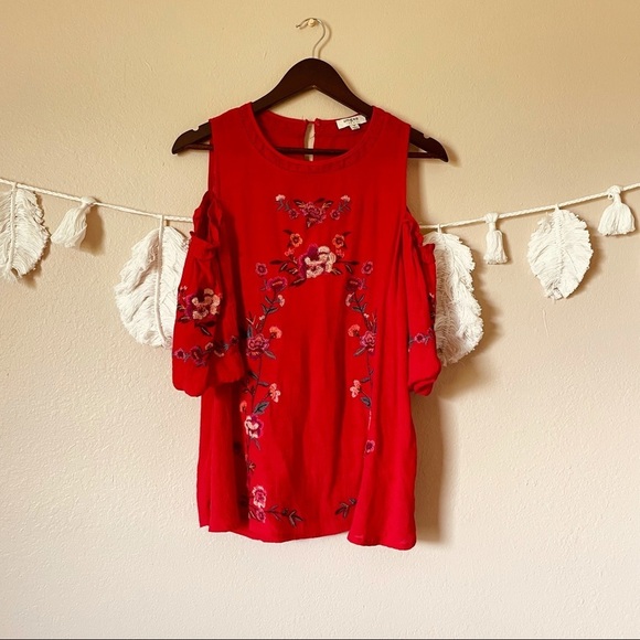 Umgee | Floral Embroidered Cold Shoulder Dress - Picture 1 of 6
